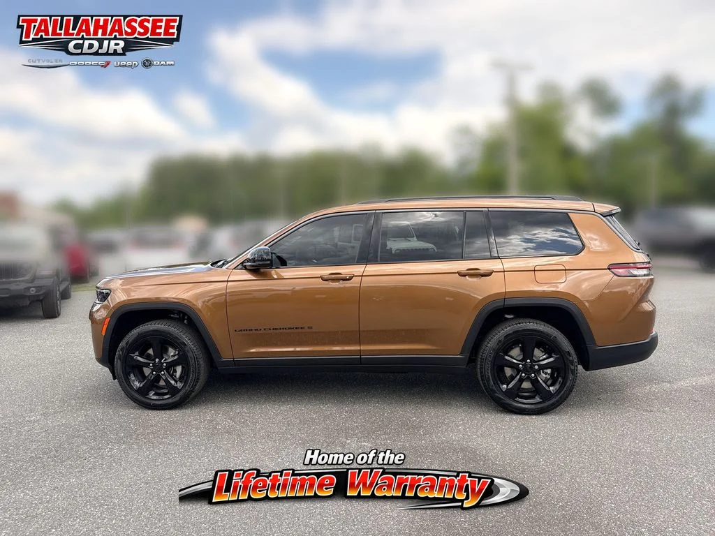 New 2026 Copper Shino Metallic Clear-Coat Exterior Paint Jeep Limited image 9