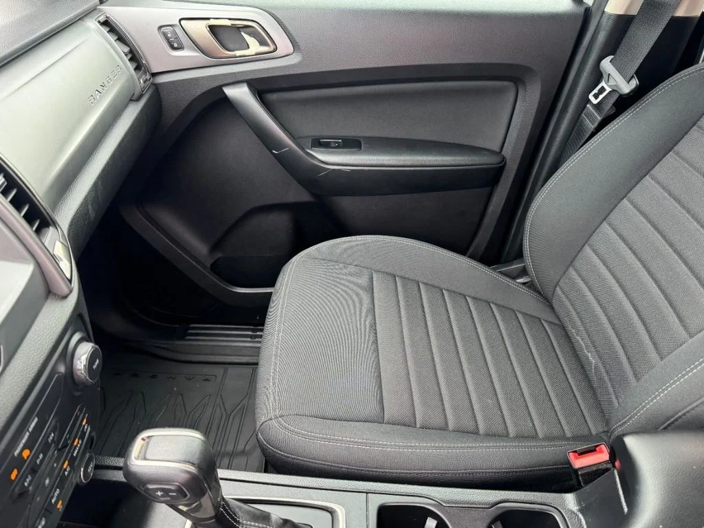 Used 2021 Cactus Green / Gray Ford XLT image 13