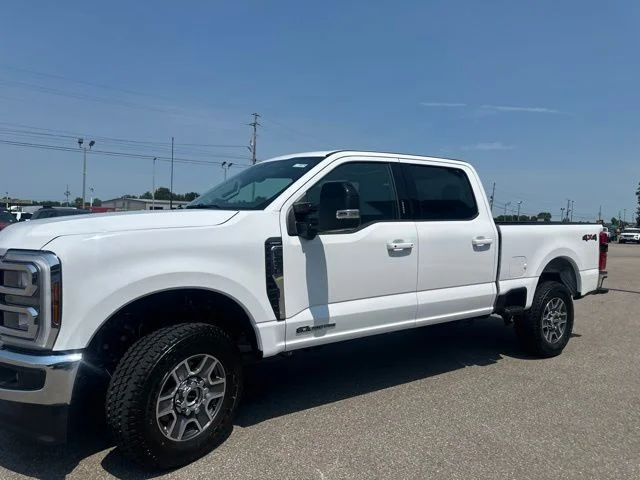 New 2026 Oxford White Ford F-250® Lariat® image 33