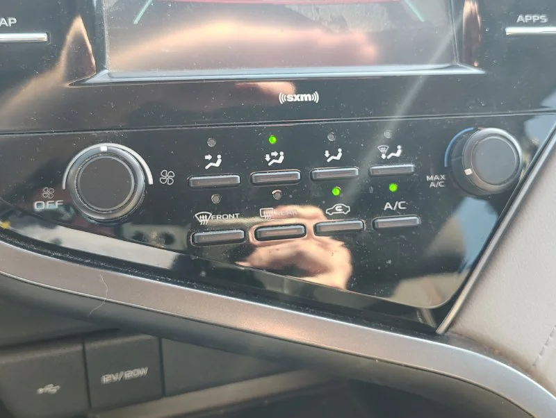 Used 2020 Black Toyota LE image 19