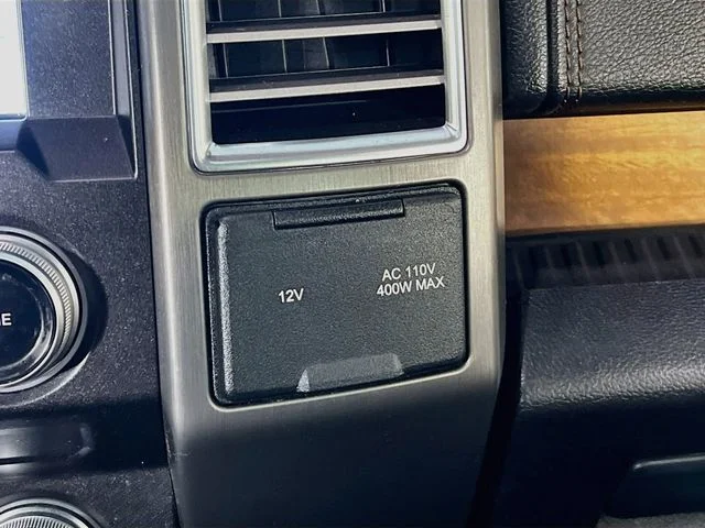 Used 2017 Blue Ford Limited image 35