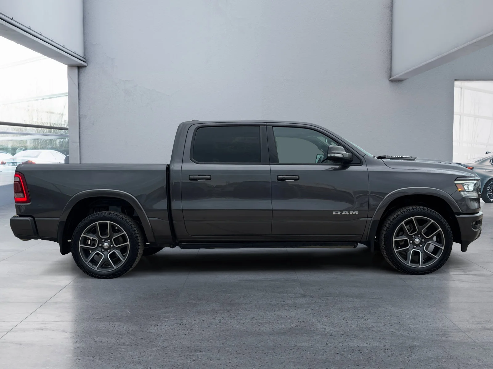 Used 2020 Black Ram Laramie image 6