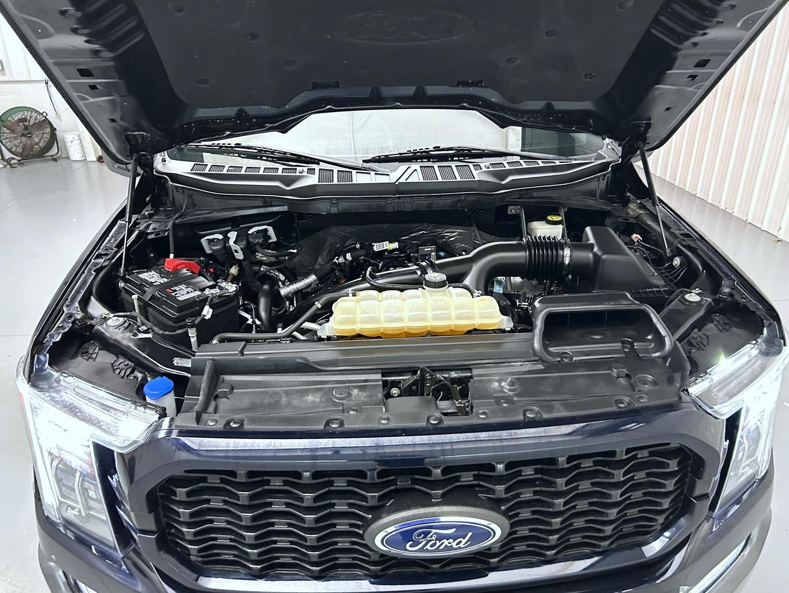Used 2023 Blue Ford XLT image 23