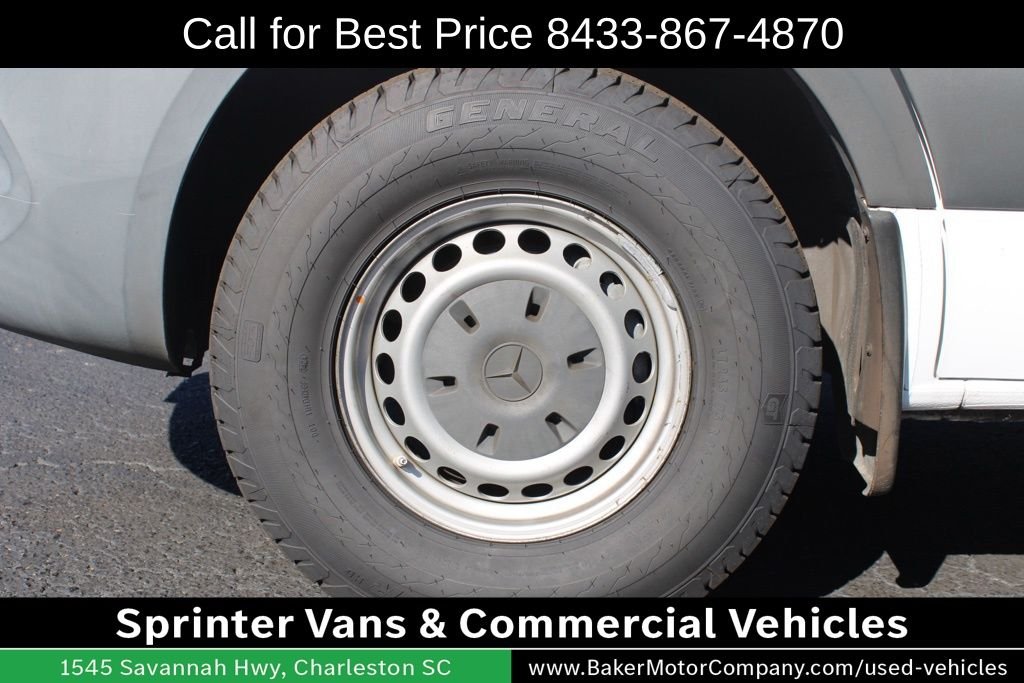 Used 2022 Arctic White Mercedes-Benz Passenger Van 144 in. WB image 21