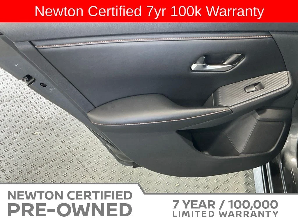 Certified Used 2022 Gun Metallic/Super Black Nissan SR image 38