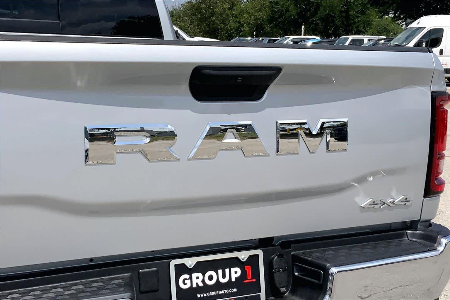 New 2026 Silver-Zynith Exterior Paint RAM Tradesman image 14