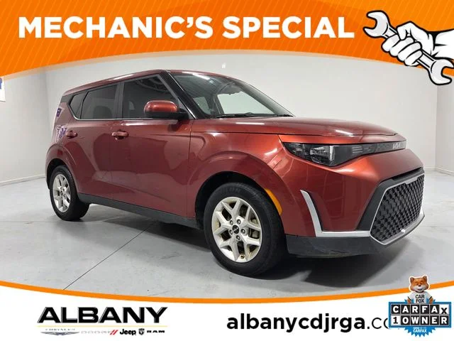 2023 Kia Soul 2.0L S IVT's photo
