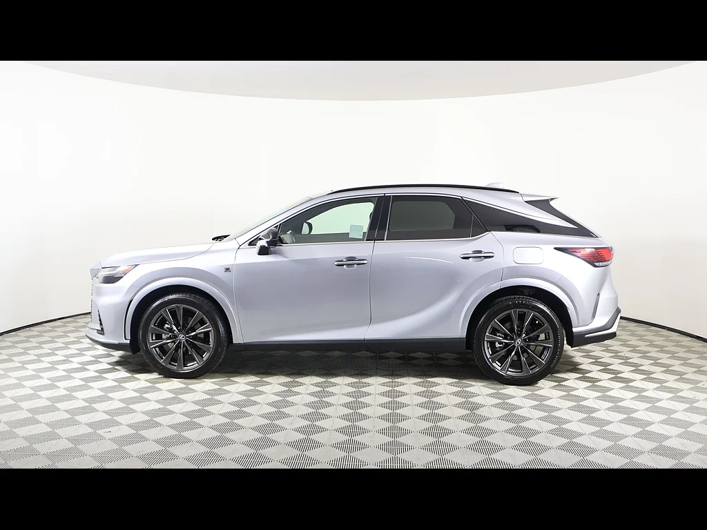 Certified Used 2026 IRIDIUM Lexus F SPORT Design image 3