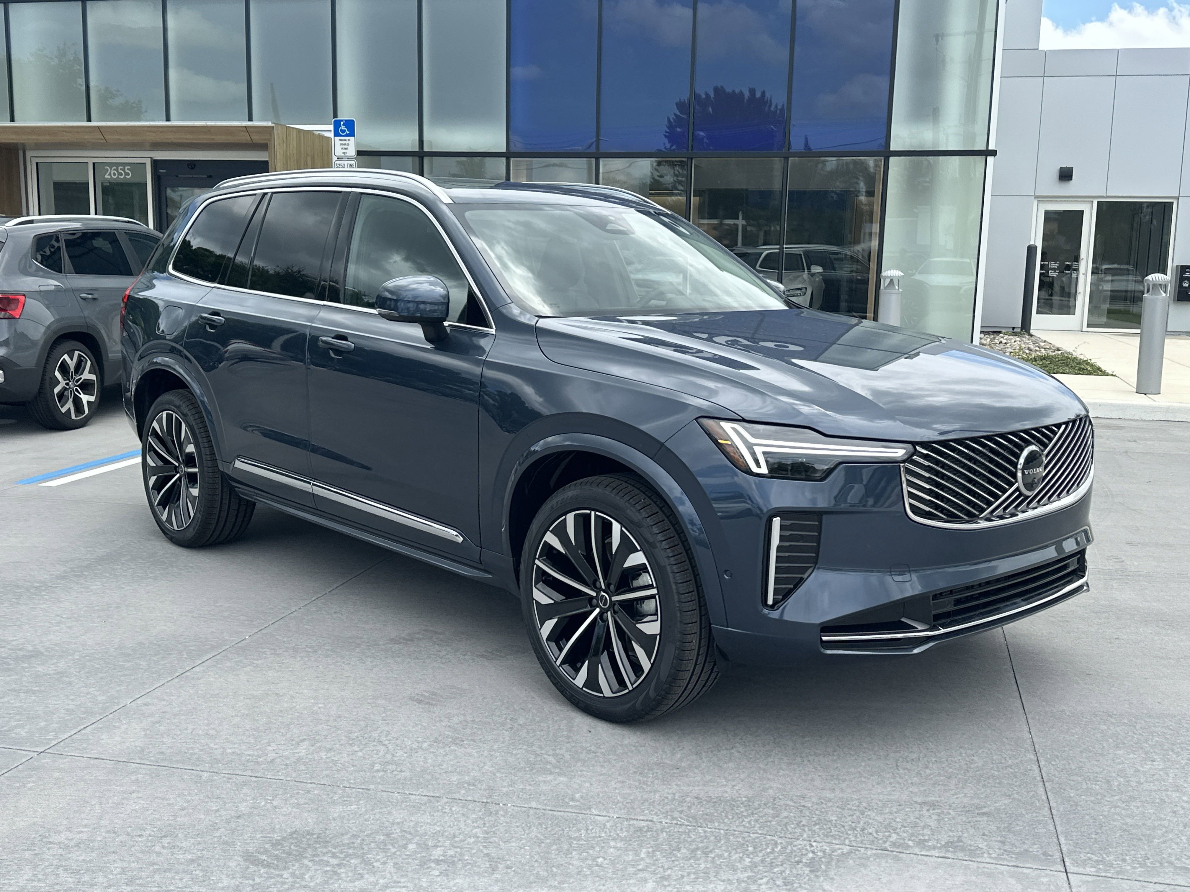 New 2026 Denim Blue Volvo Ultra image 4