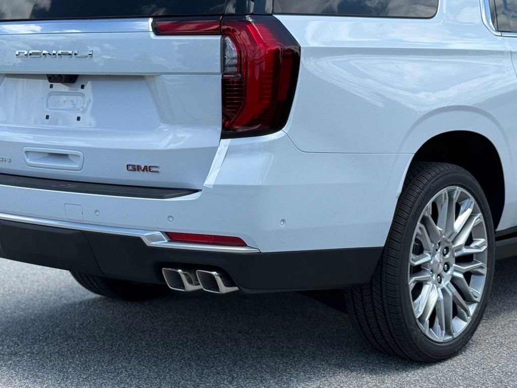 2026 GMC Yukon XL Denali - Photo 15