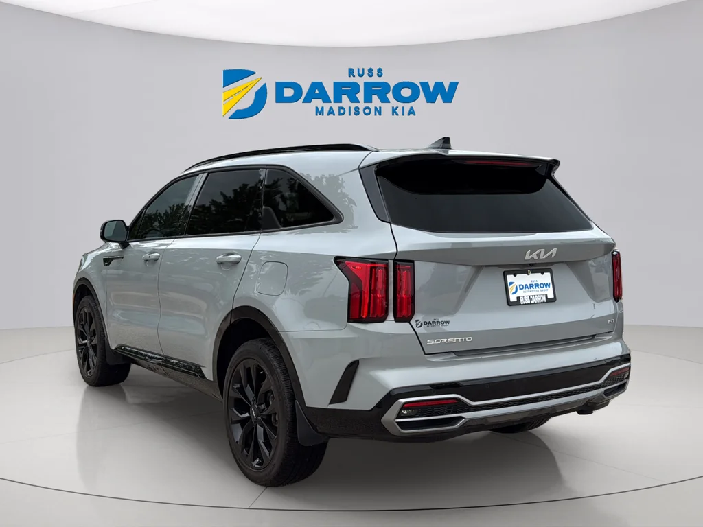 Used 2023 Wolf Gray Kia SX image 3
