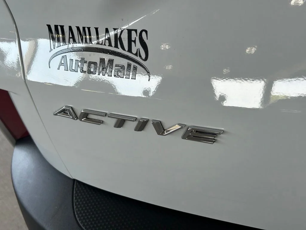 Used 2023 Oxford White Ford Active image 40