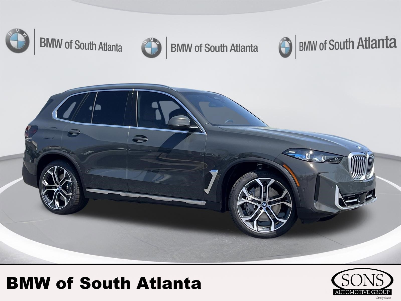 2026 BMW X5 xDrive50e's photo