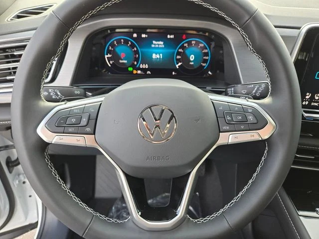 2026 Volkswagen Atlas Cross Sport SE w/Tech - Photo 10