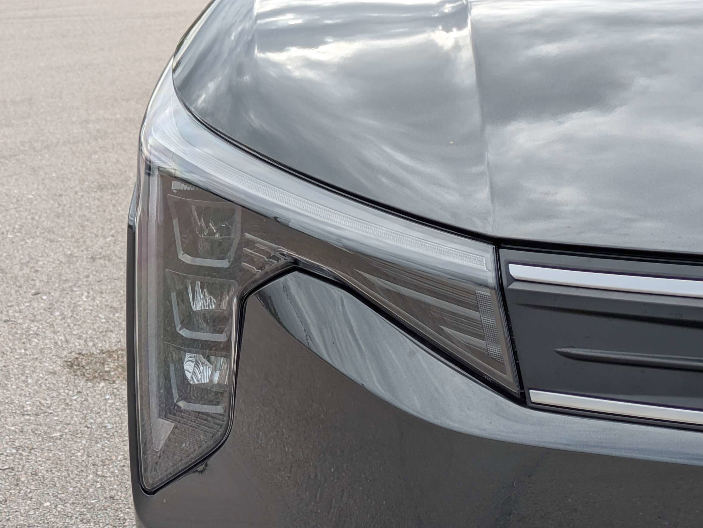 New 2026 Interstellar Gray Kia LXS image 10
