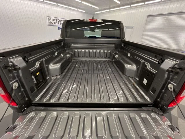 New 2026 Carbonized Gray Metallic Ford XLT image 22