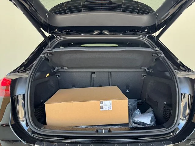 New 2026 Black Mercedes-Benz GLA 250 image 8