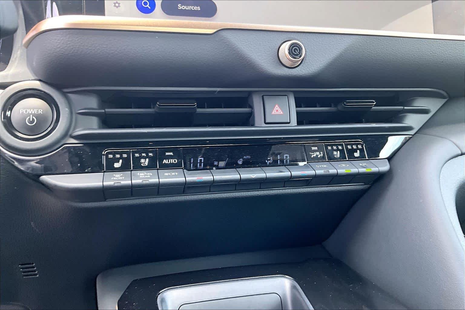 2026 Toyota Crown Platinum - Photo 35