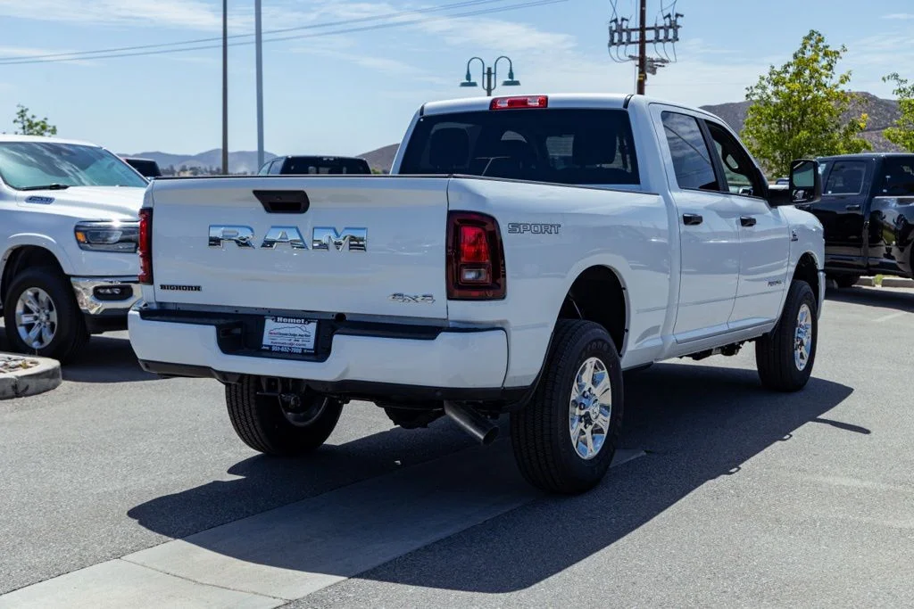 New 2026 Bright White Clear-Coat Exterior Paint RAM Big Horn Sport Appearance image 4