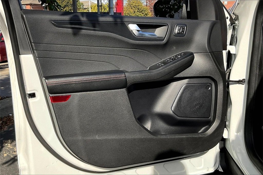 2023 FORD ESCAPE - Image 20