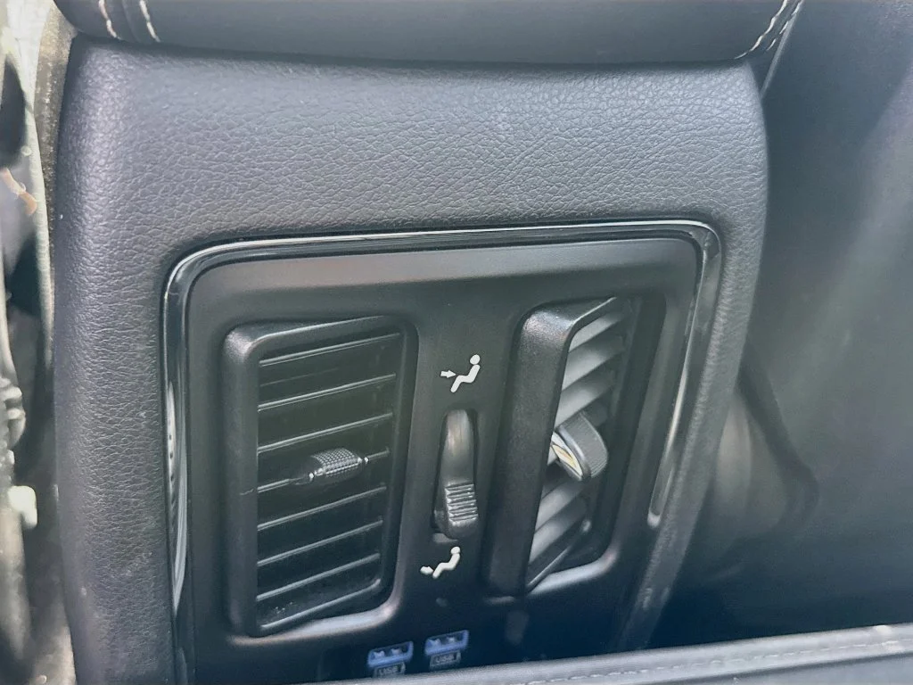 Used 2021 Gray Jeep Limited image 29