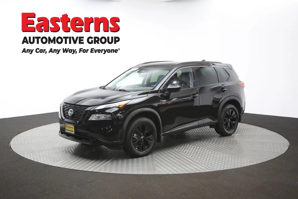 Used 2023 Black Nissan SV image 59