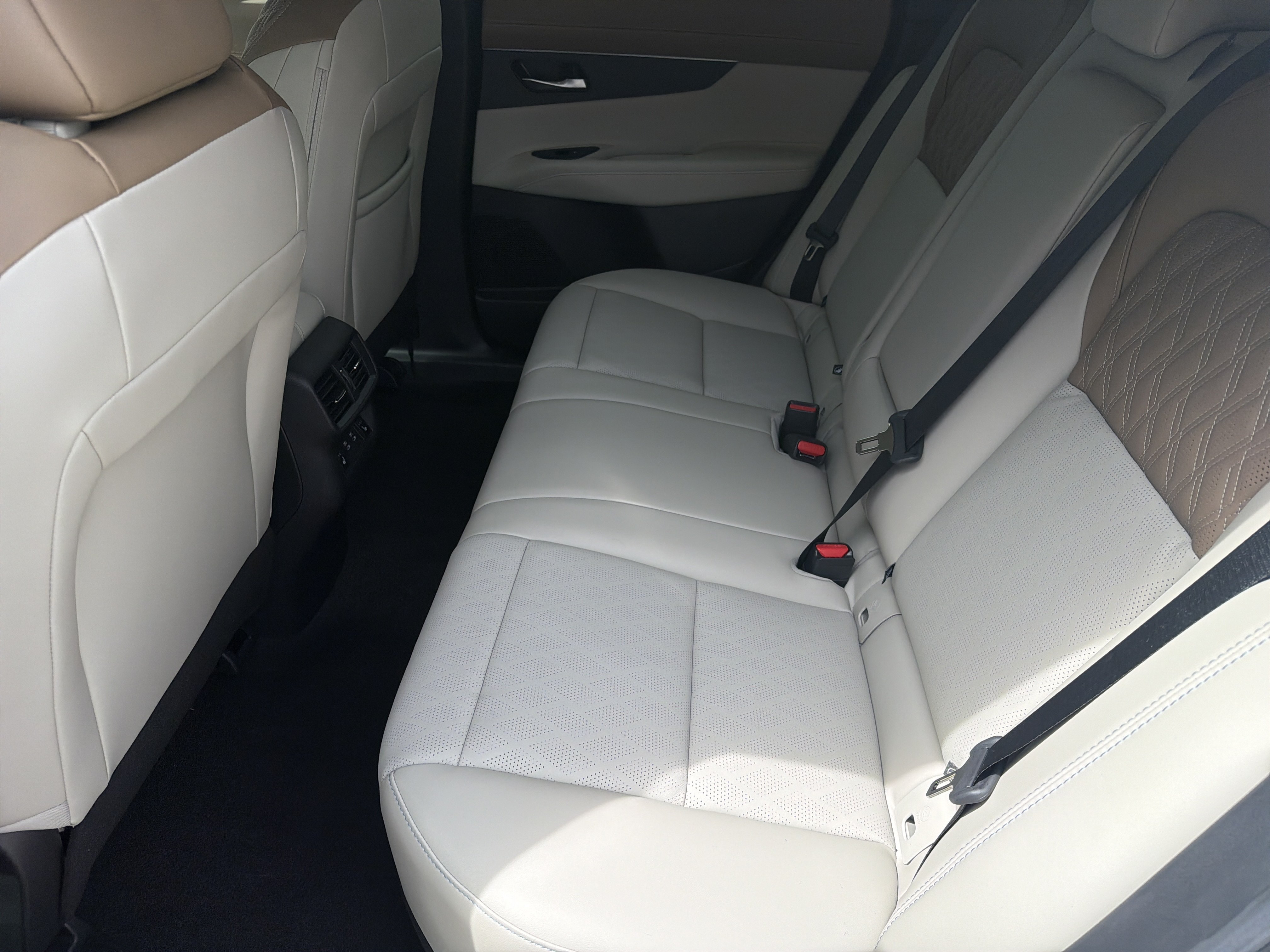 New 2026 Everest White Pearl Tricoat Nissan Platinum image 21