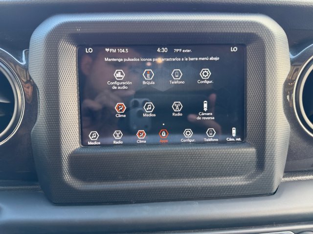 Used 2019 White Jeep Unlimited Sport Altitude image 21
