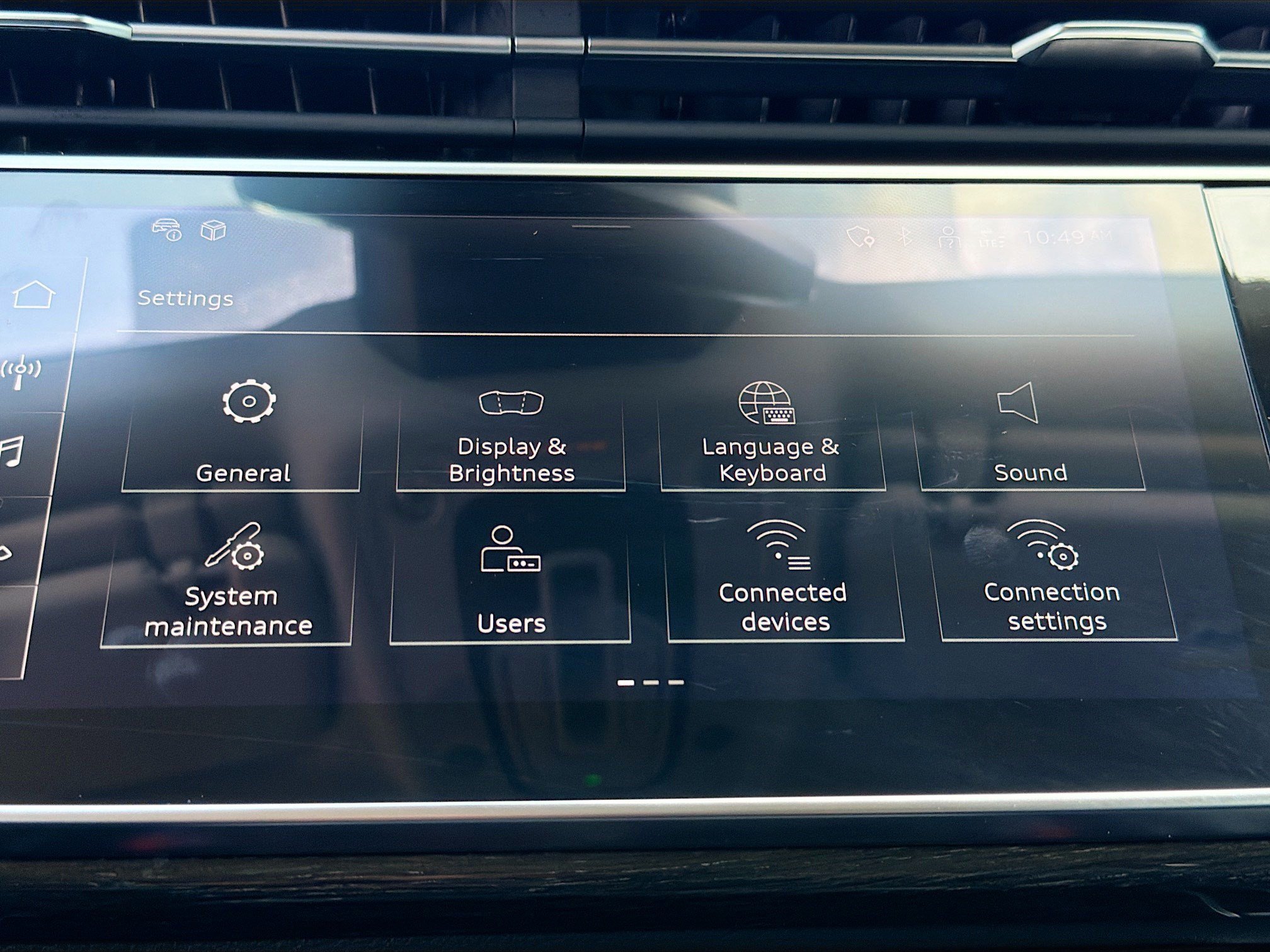 Used 2023  Audi Premium Plus image 31