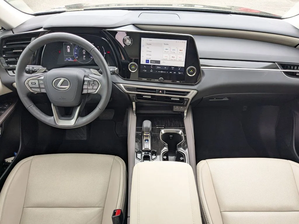 Used 2024 Black Lexus 350 image 16