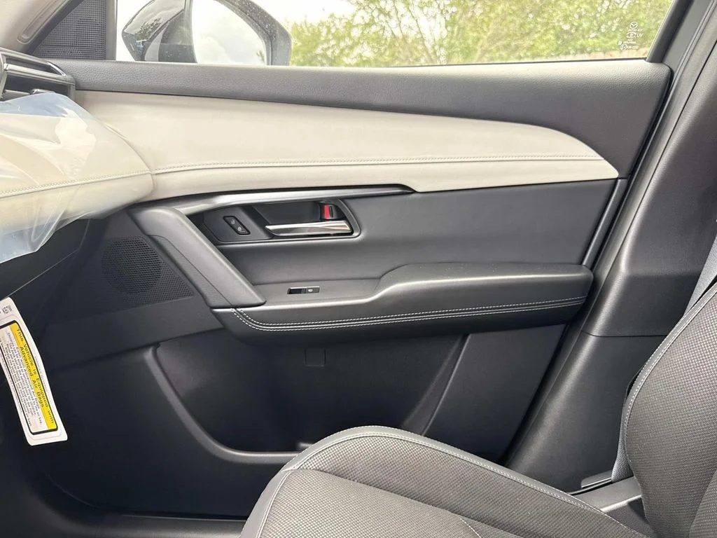 New 2026 Rhodium White Metallic Mazda 2.5 S Preferred AWD image 30