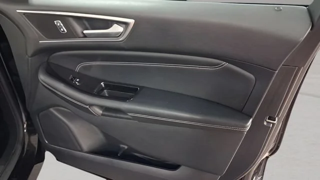 Used 2015 Black Ford Titanium image 20