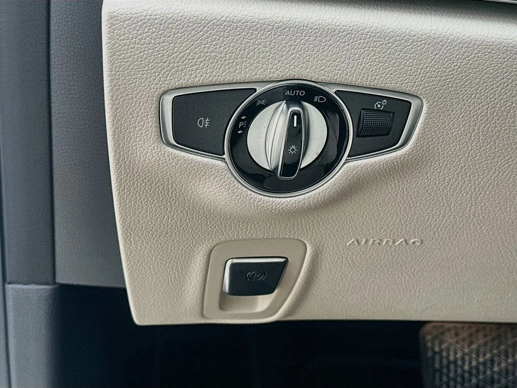 Used 2022 White Mercedes-Benz E 350 image 10