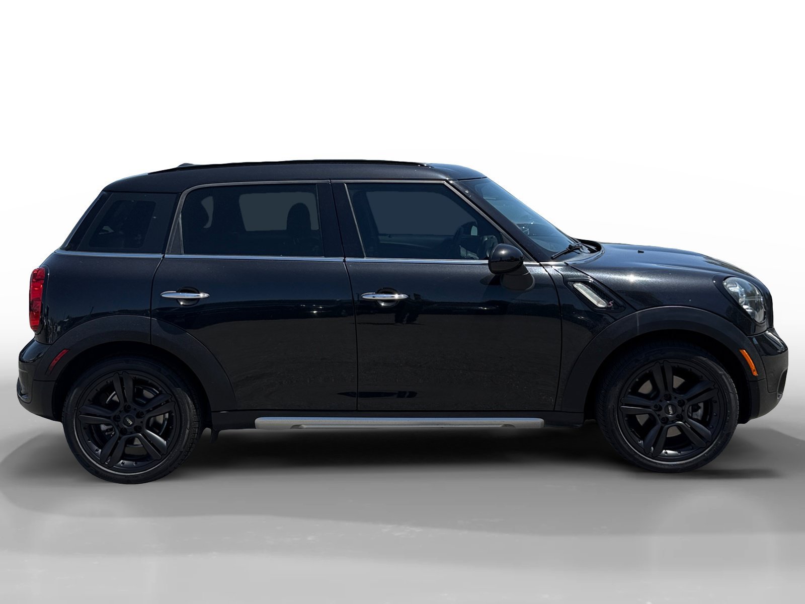 Used 2016 Black Metallic MINI Base image 6