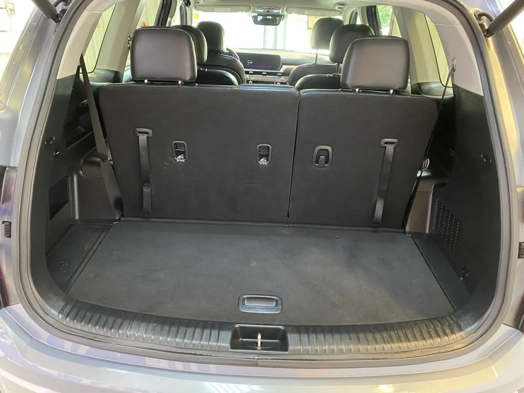 Used 2025 Silver Kia S image 29