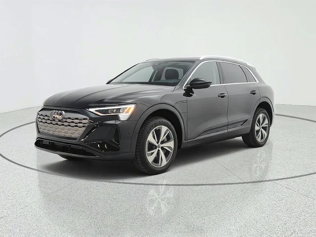 2024 Audi Q8 e-tron Premium Plus