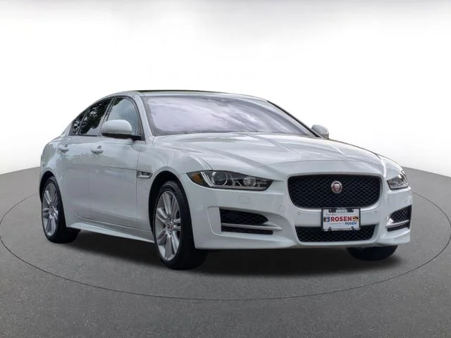 2018 Jaguar XE 25t R-Sport