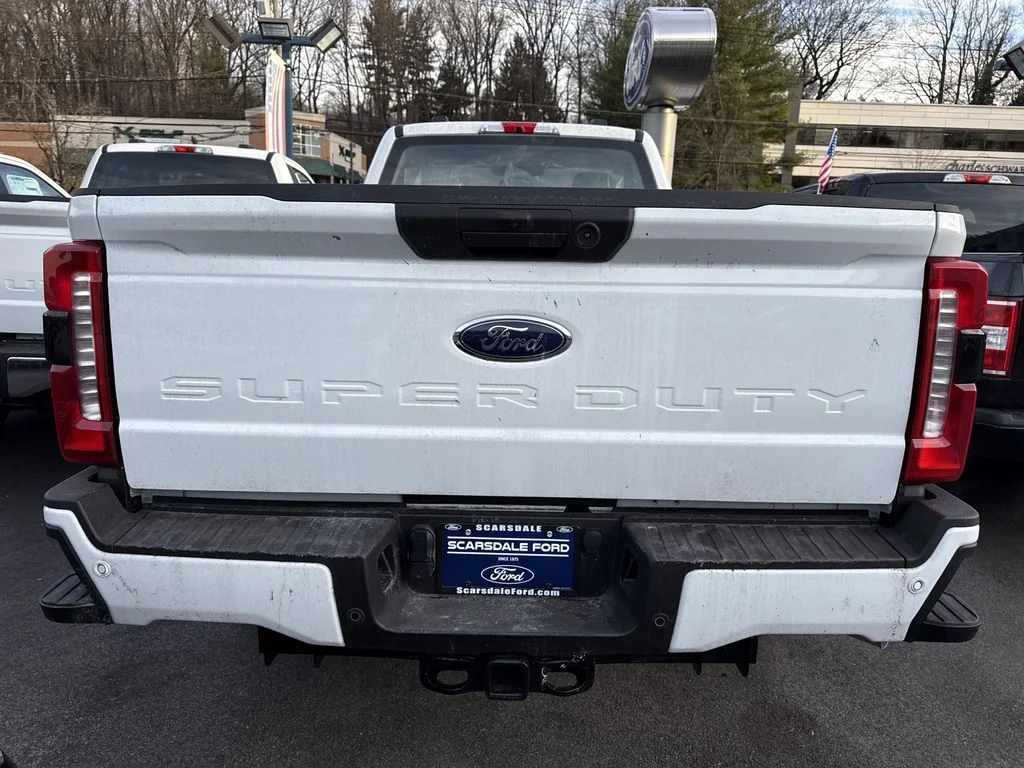 New 2025 White Ford XL image 5