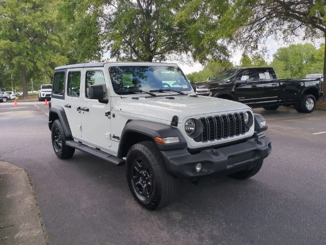 Used 2026 White Jeep Sport image 7