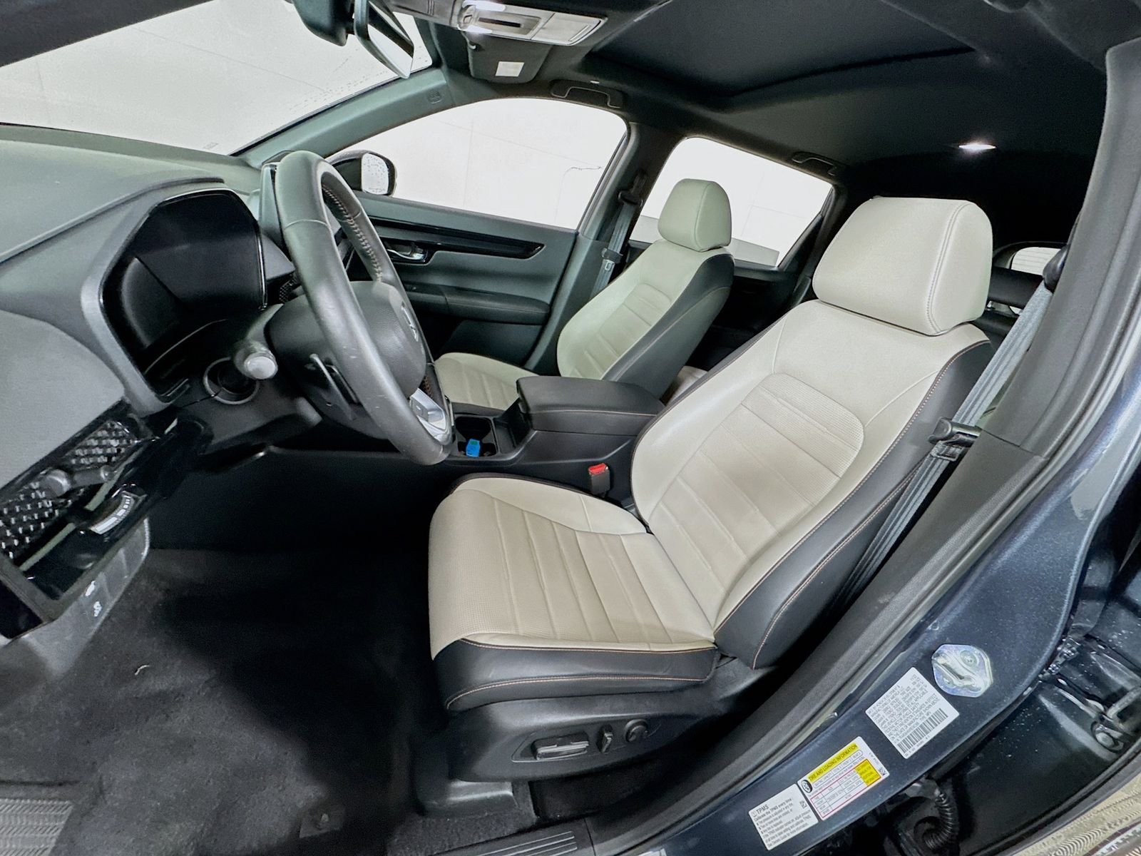 Used 2024 Meteorite Gray Metallic Honda Sport Touring image 11