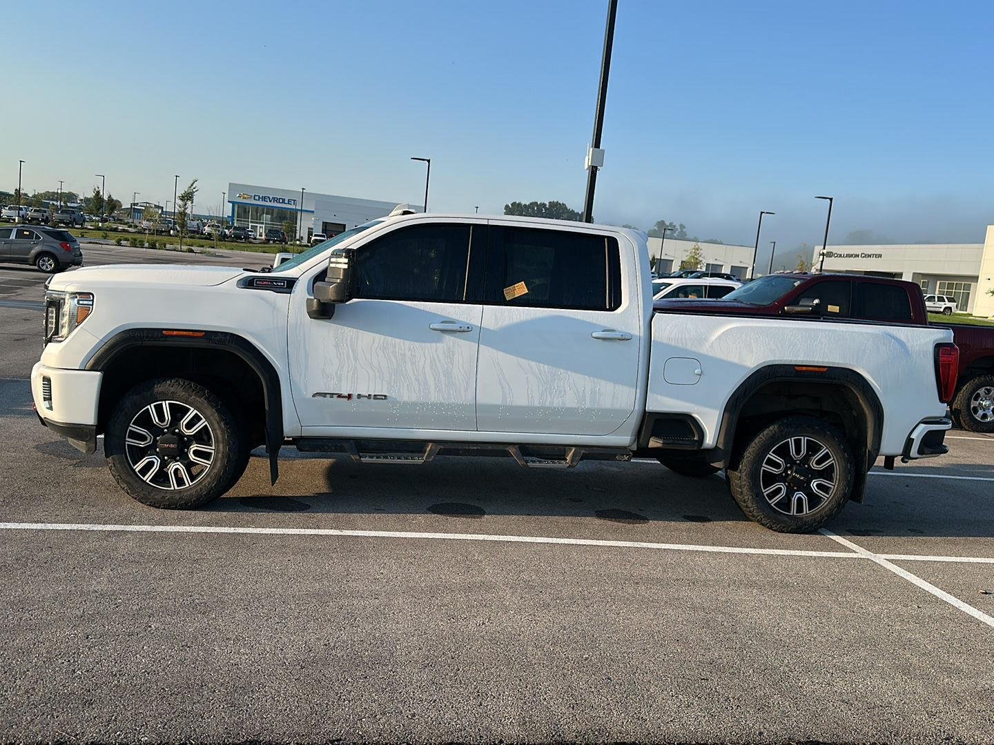 Used 2022 Summit White GMC AT4 image 3