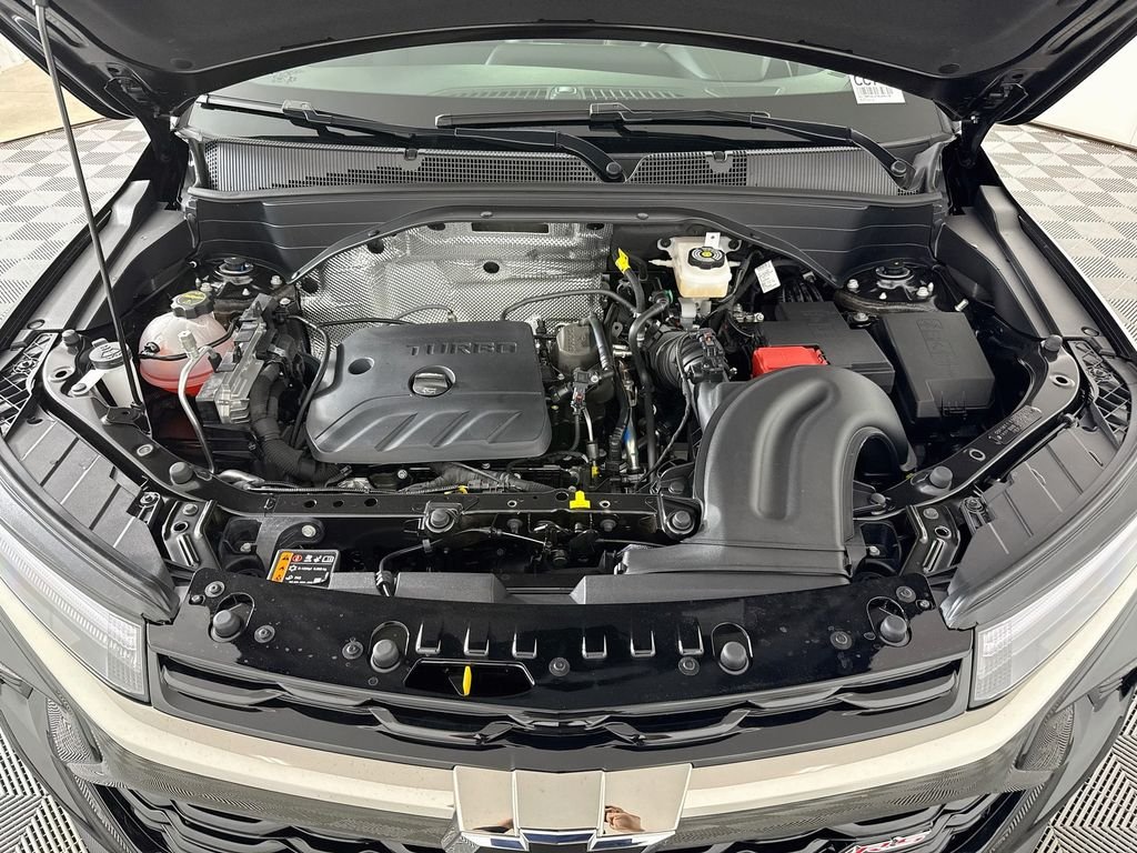 New 2026 Mosaic Black Metallic Chevrolet RS image 29