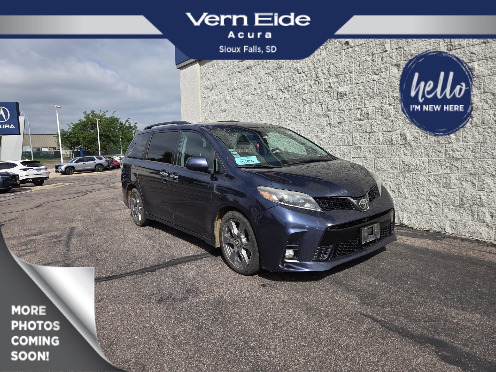 2018 Toyota Sienna SE V6 8-Passenger's photo