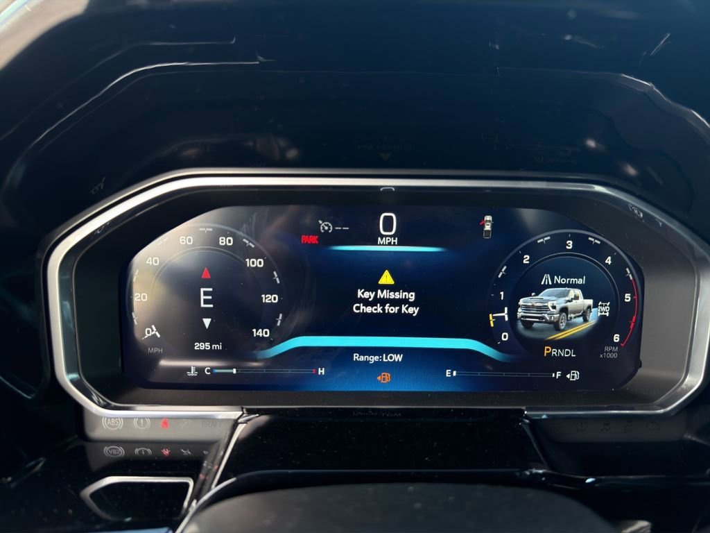 2026 Chevrolet Silverado 2500 HD ZR2 - Photo 11