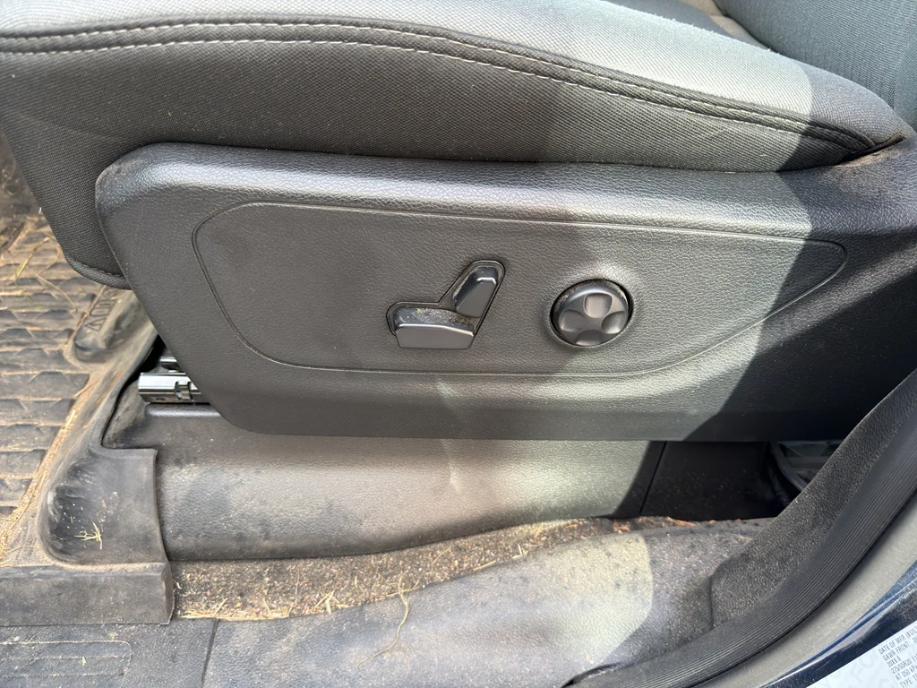 Used 2021 Patriot Blue Pearlcoat Ram Big Horn image 9
