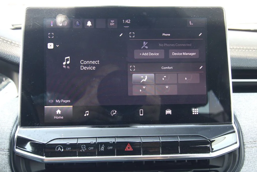 Used 2022 Blue Jeep Latitude Lux image 30