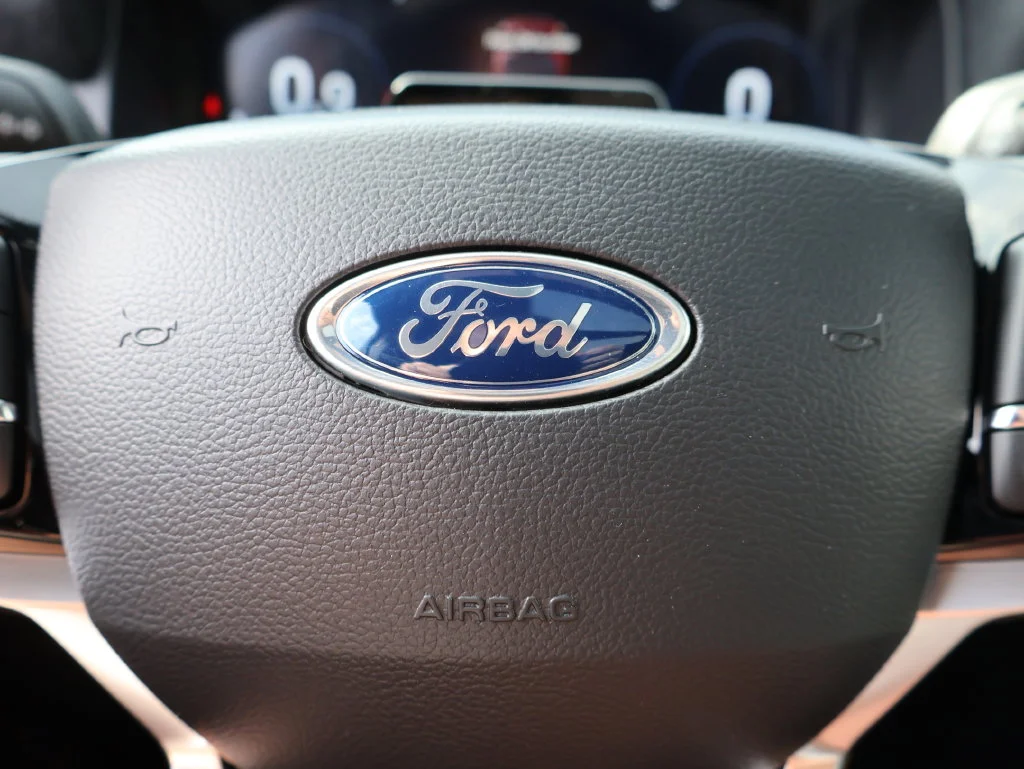 New 2027 Ruby Red Metallic Tinted Clearcoat Ford Platinum™ image 29
