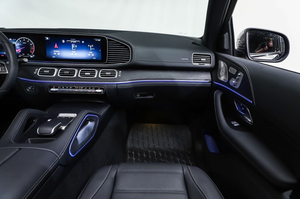 New 2026 Black Mercedes-Benz GLE 450 image 18