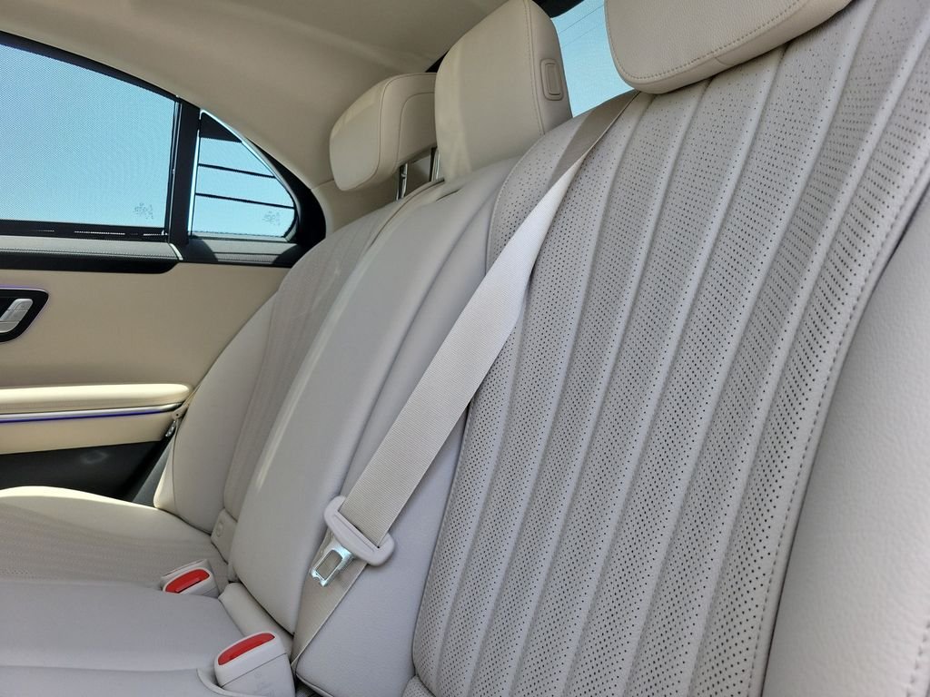 Certified Used 2023 Red Mercedes-Benz S 580 image 10