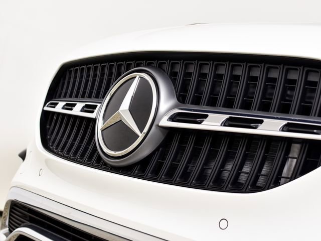 New 2026 Polar White Mercedes-Benz GLA 250 image 44